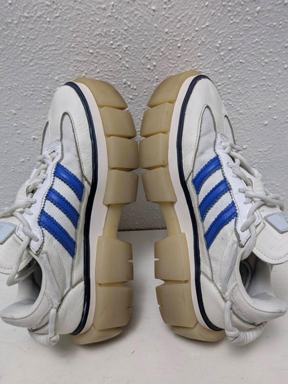 Adidas Ivy Park x Super Super Sleek Rodeo Womens Size 6 - Glow Blue W - GZ3890 - Picture 3 of 10